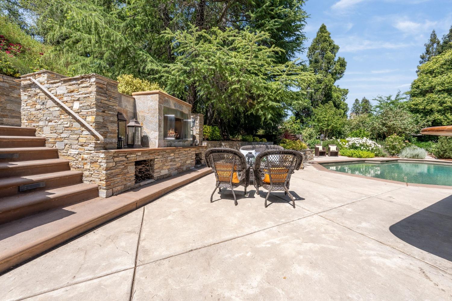 4613 Ronnie Court