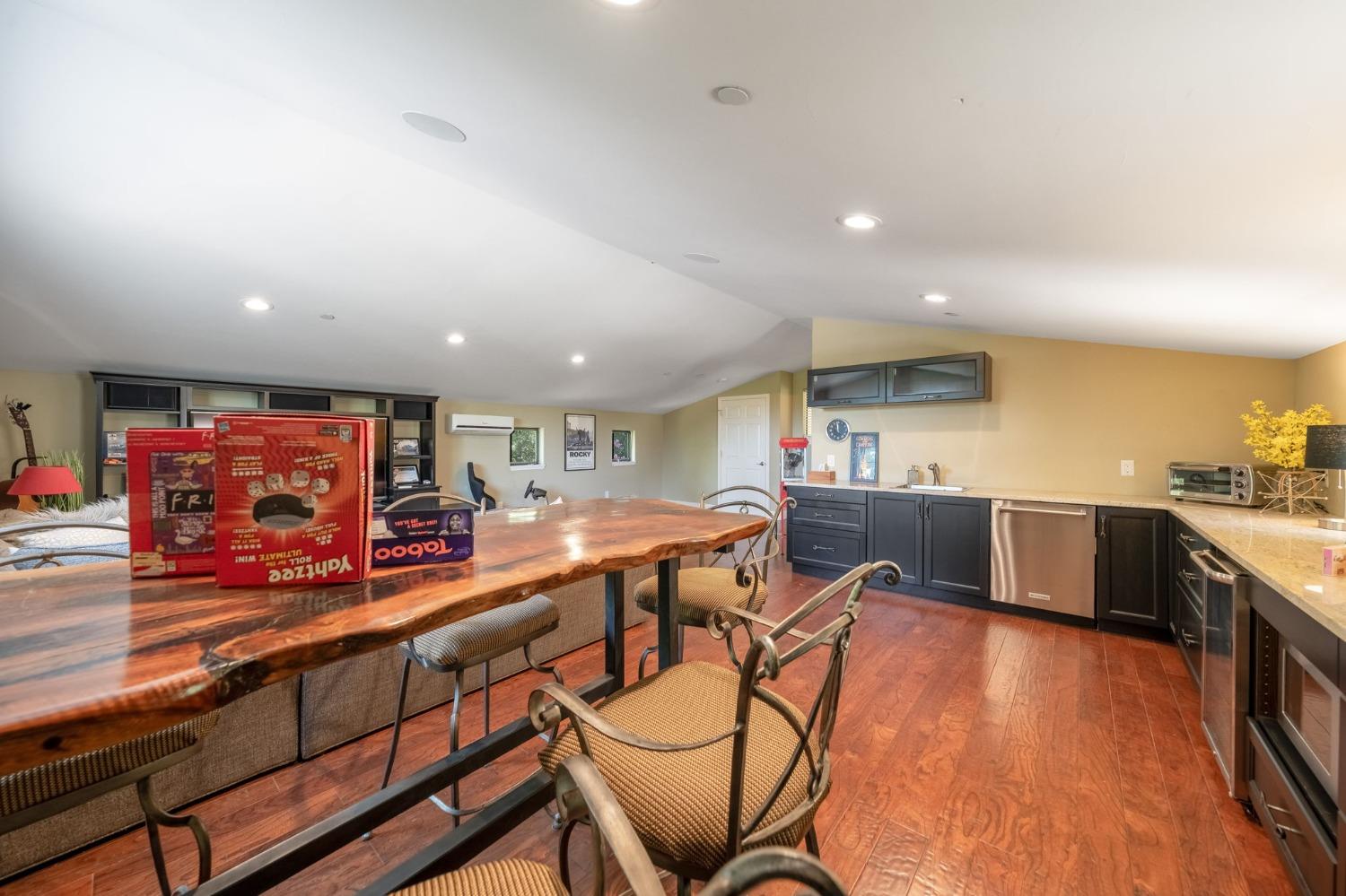 4613 Ronnie Court