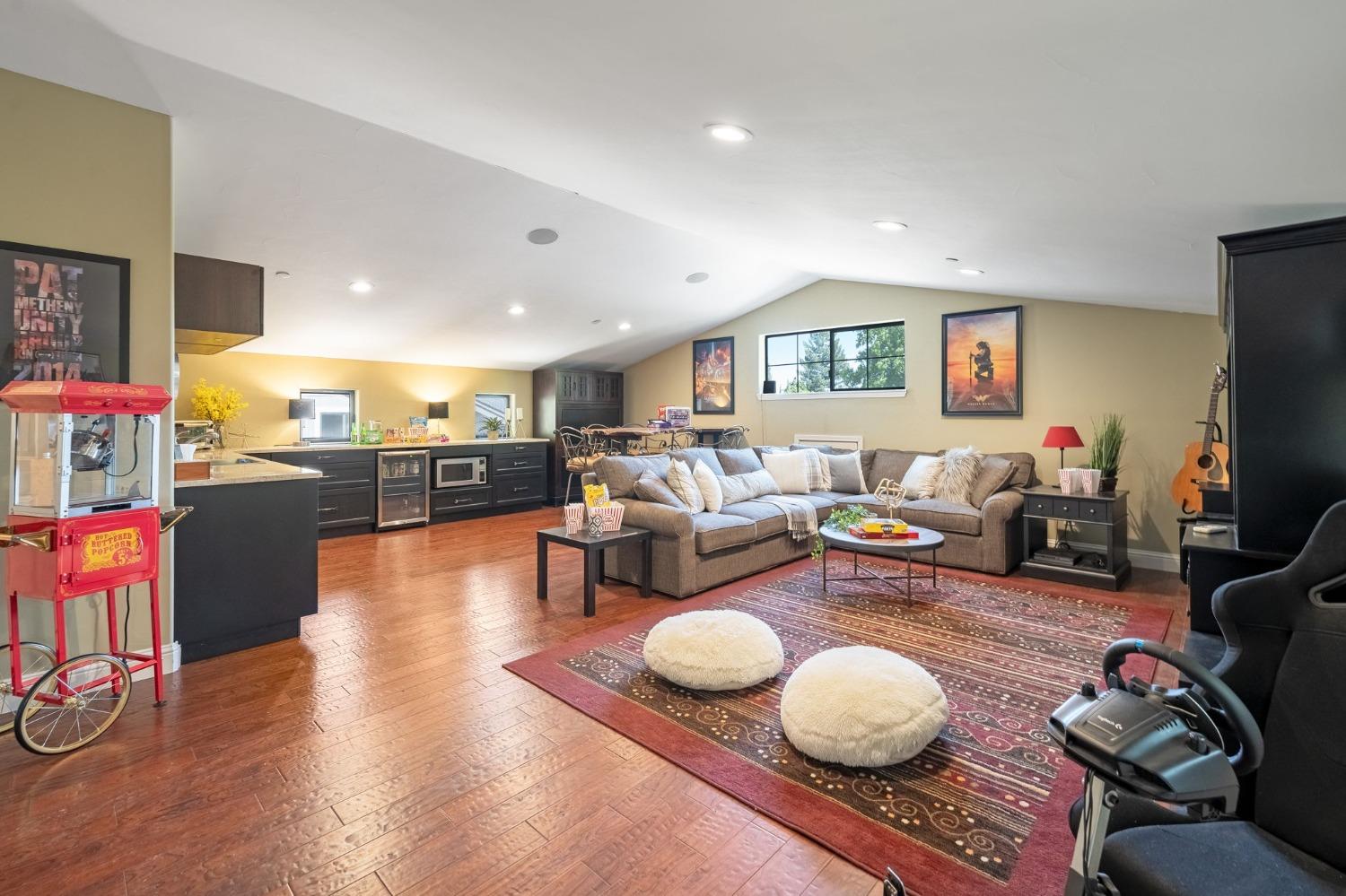 4613 Ronnie Court
