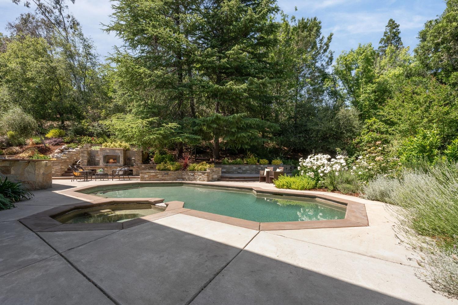 4613 Ronnie Court