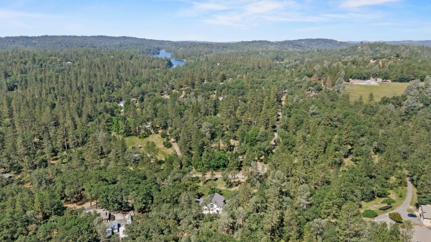 2020 Oak Hill Lane