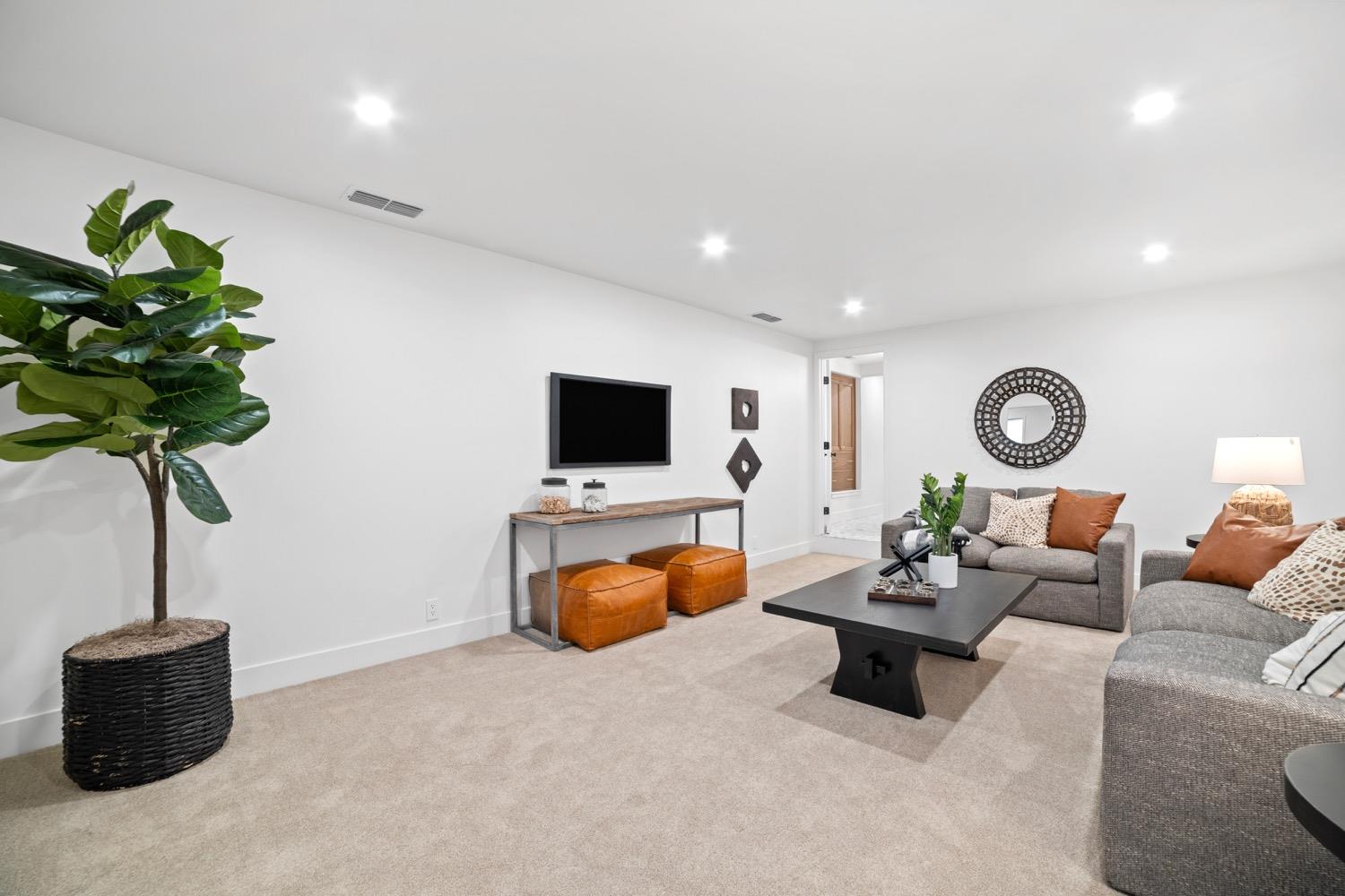 648 Montridge Way