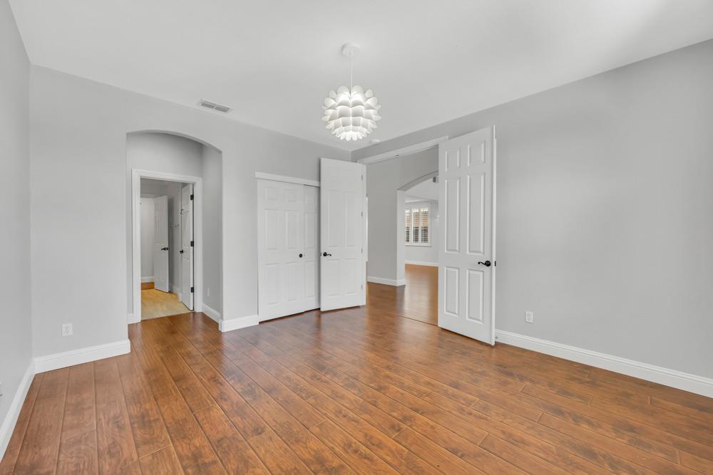 6321 Royal Tern Court