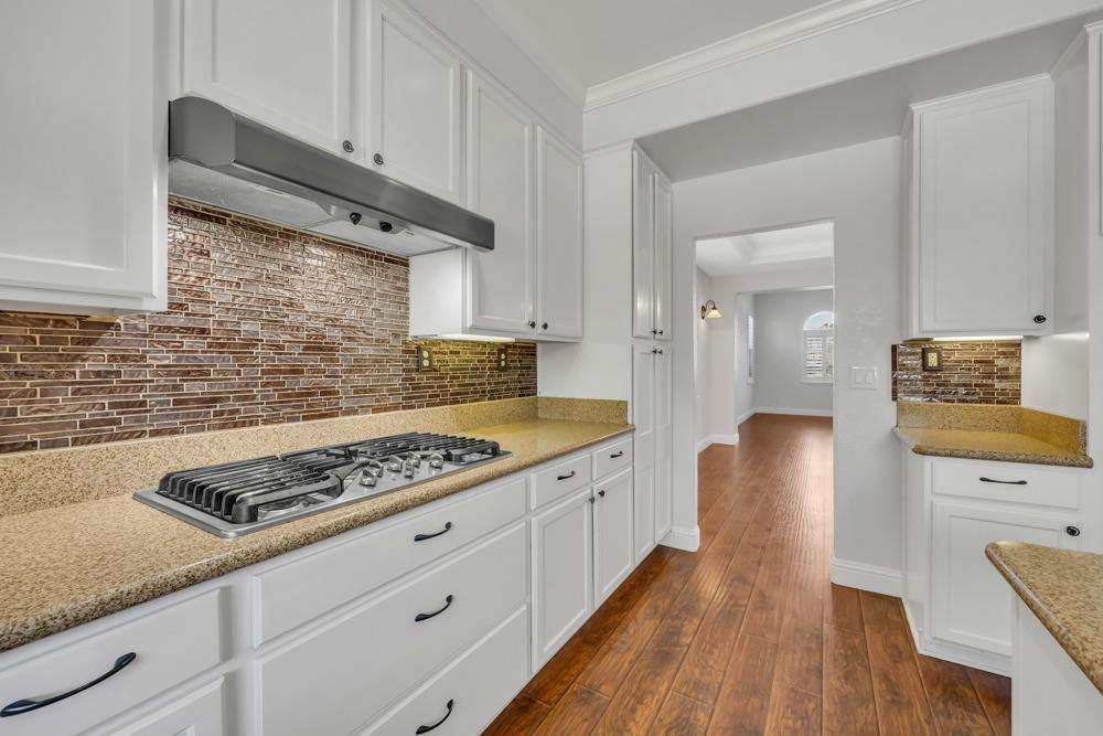 6321 Royal Tern Court