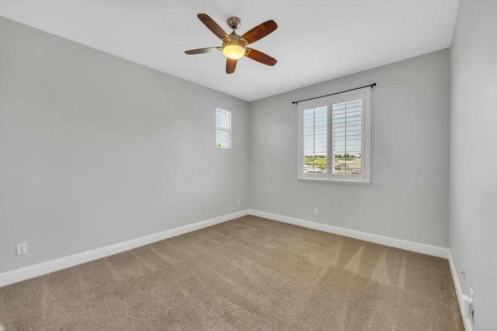 6321 Royal Tern Court