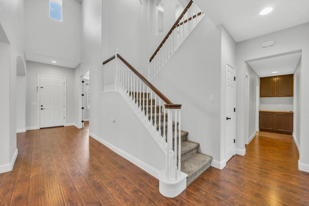6321 Royal Tern Court