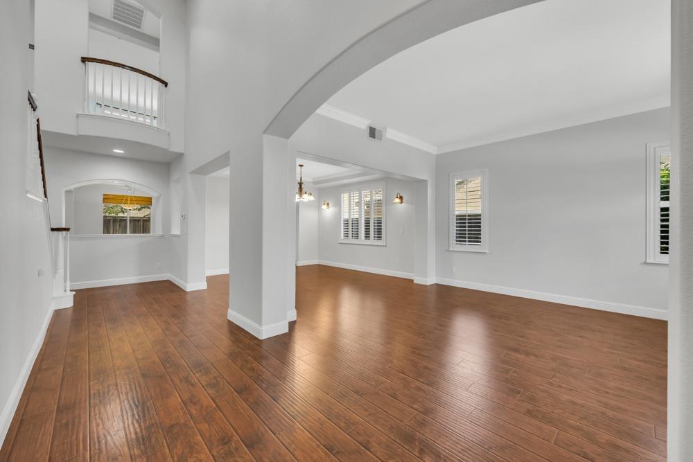 6321 Royal Tern Court