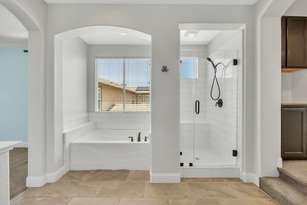 6321 Royal Tern Court