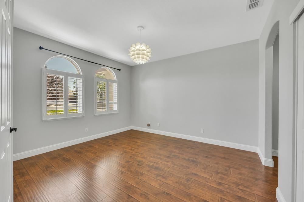6321 Royal Tern Court