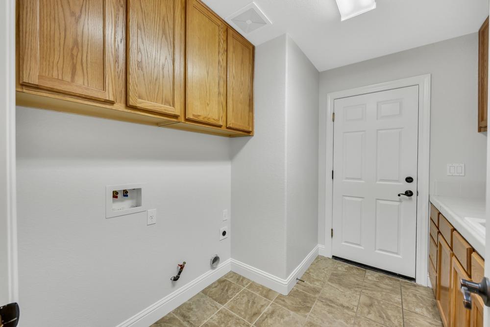 6321 Royal Tern Court