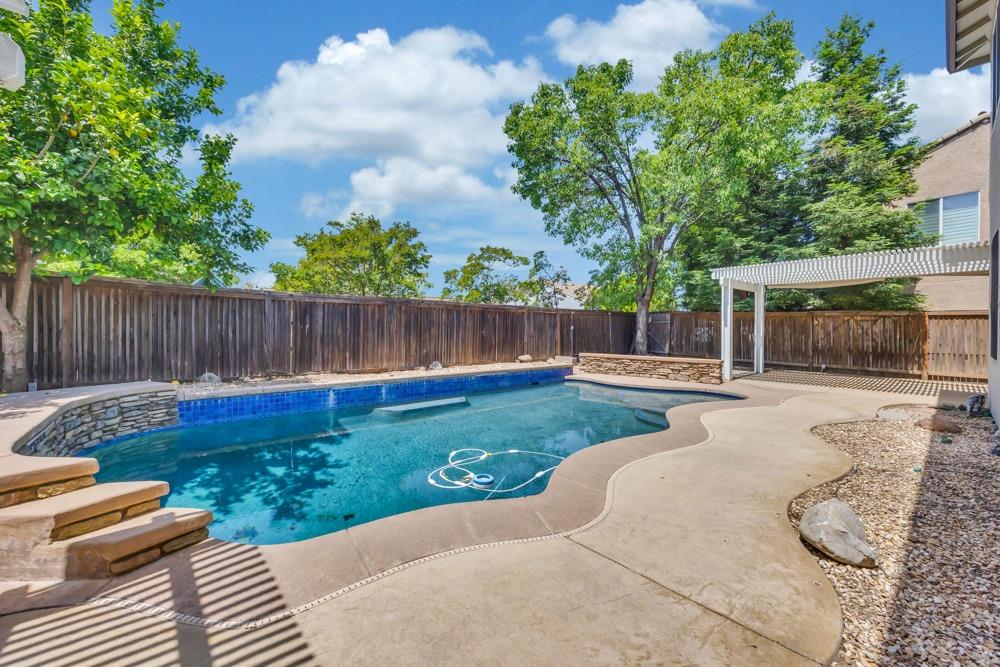 6321 Royal Tern Court