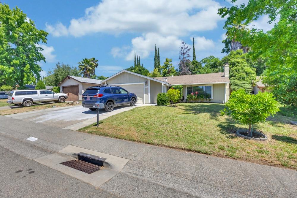 7746 Smoley Way