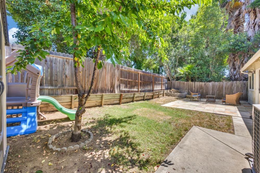 7746 Smoley Way