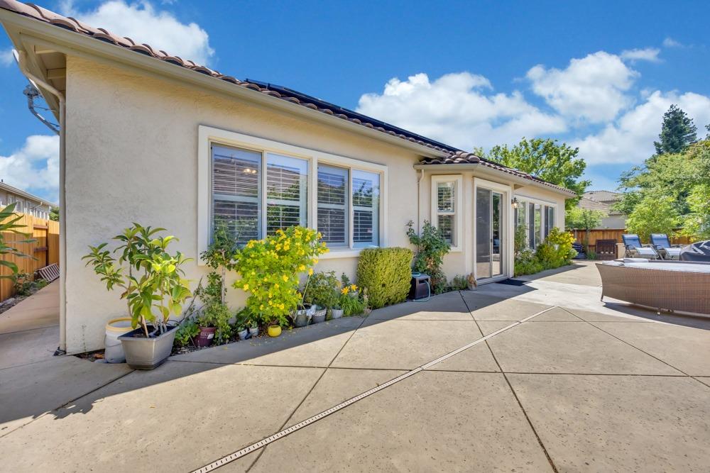 2688 Westview Drive