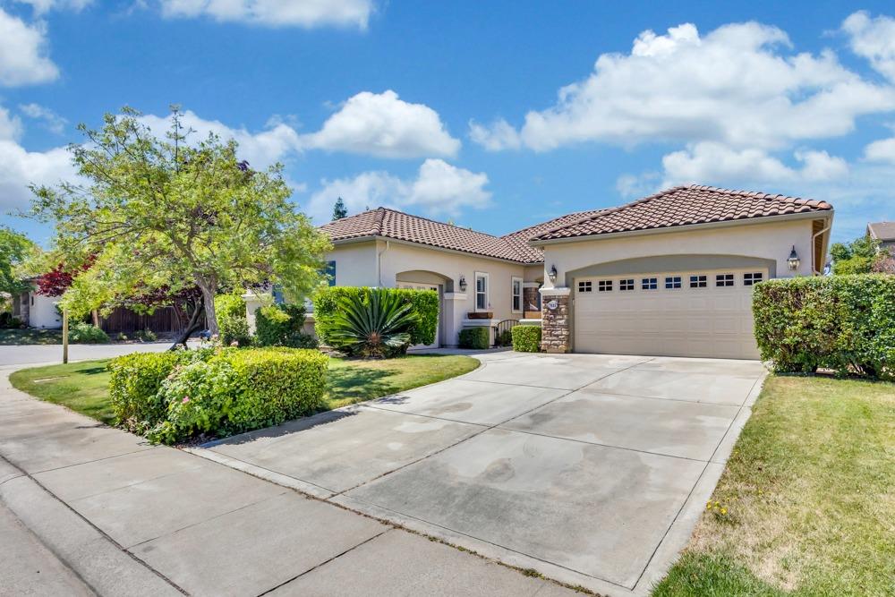 2688 Westview Drive