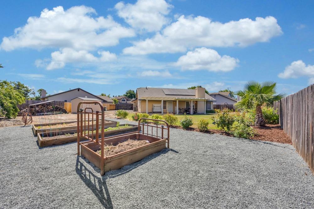 324 Mccartney Court