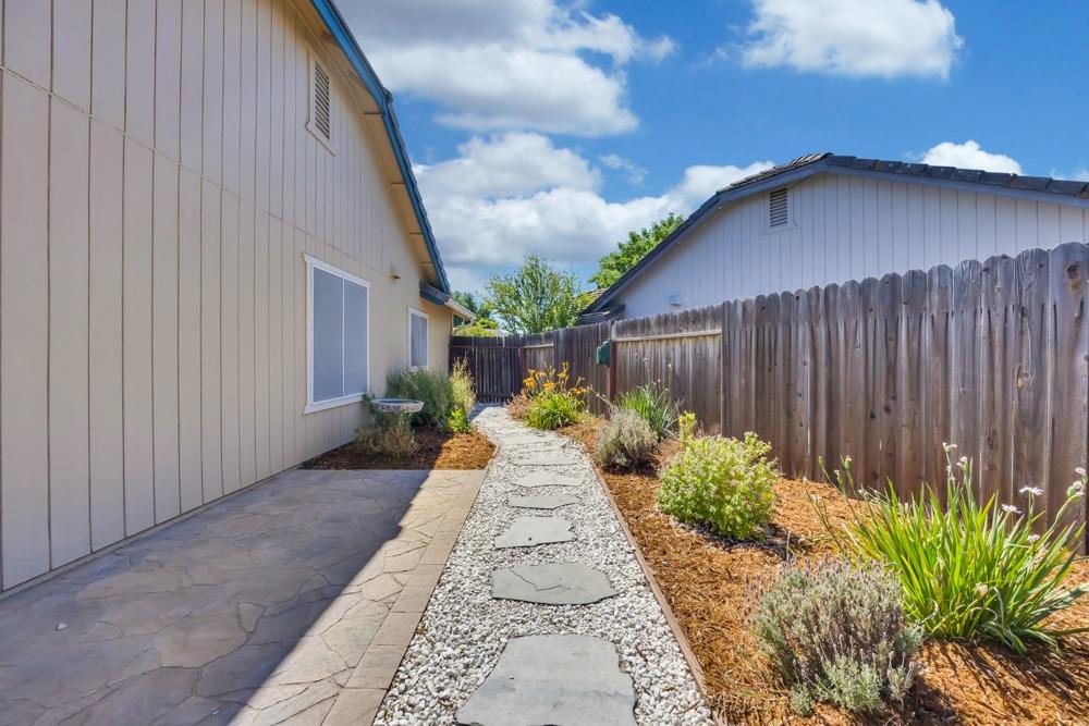 324 Mccartney Court