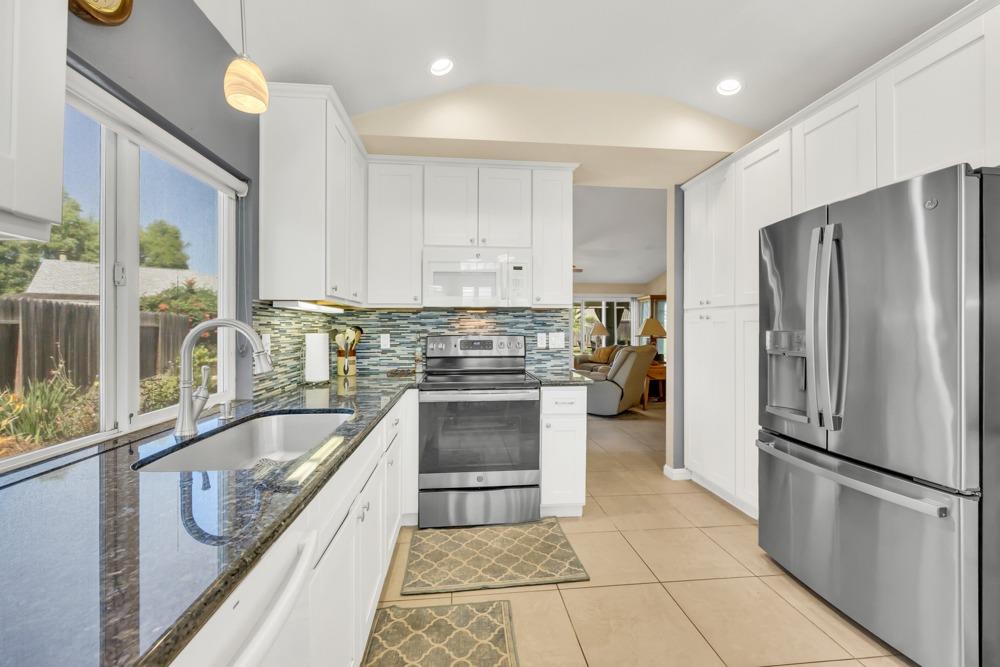 324 Mccartney Court
