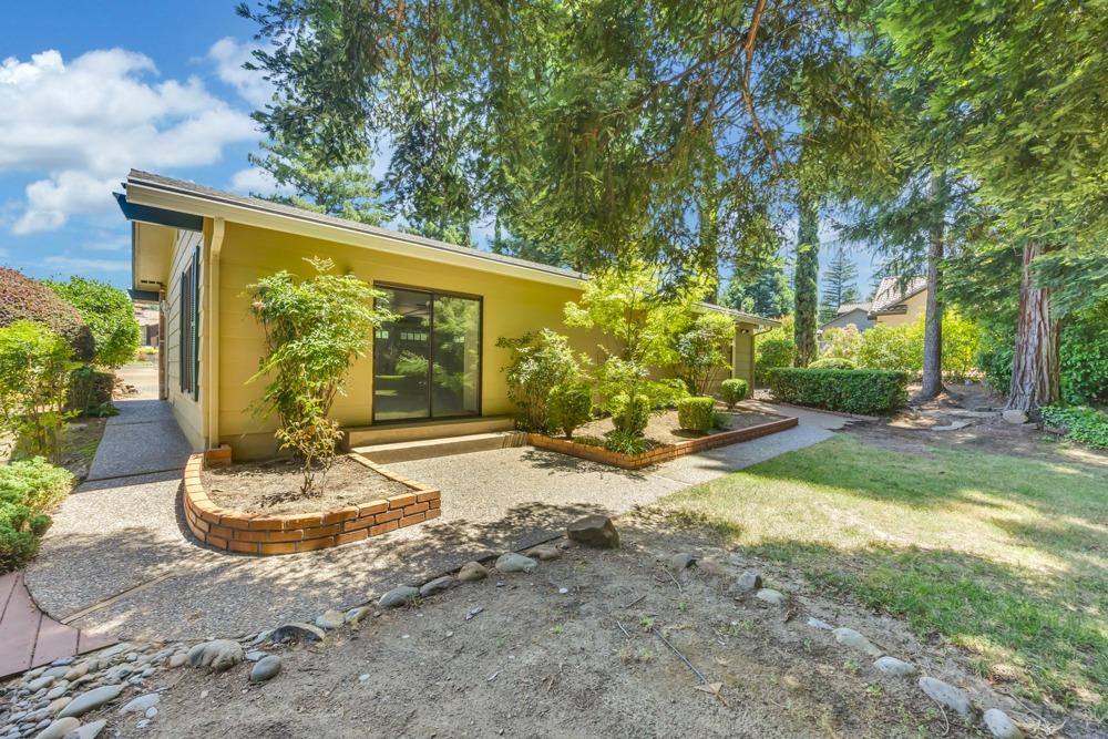 8844 Fargo Lane