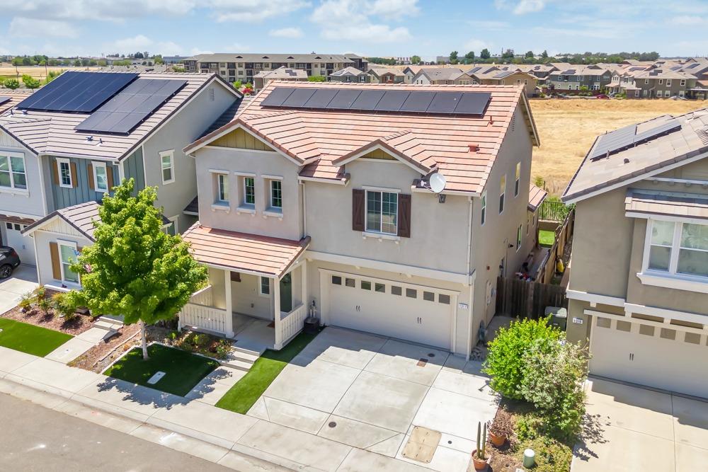 1317 Larkspur Drive