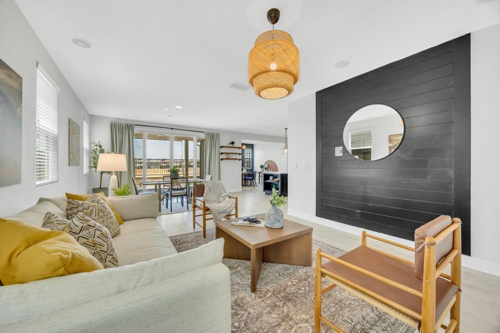 1317 Larkspur Drive
