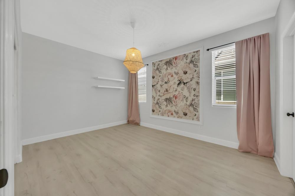 1317 Larkspur Drive