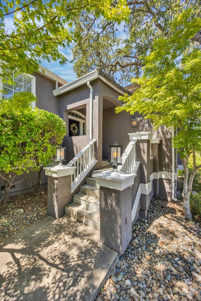 787 Knight Lane