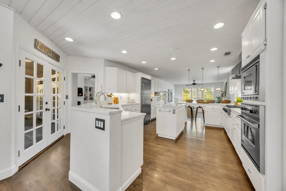 787 Knight Lane