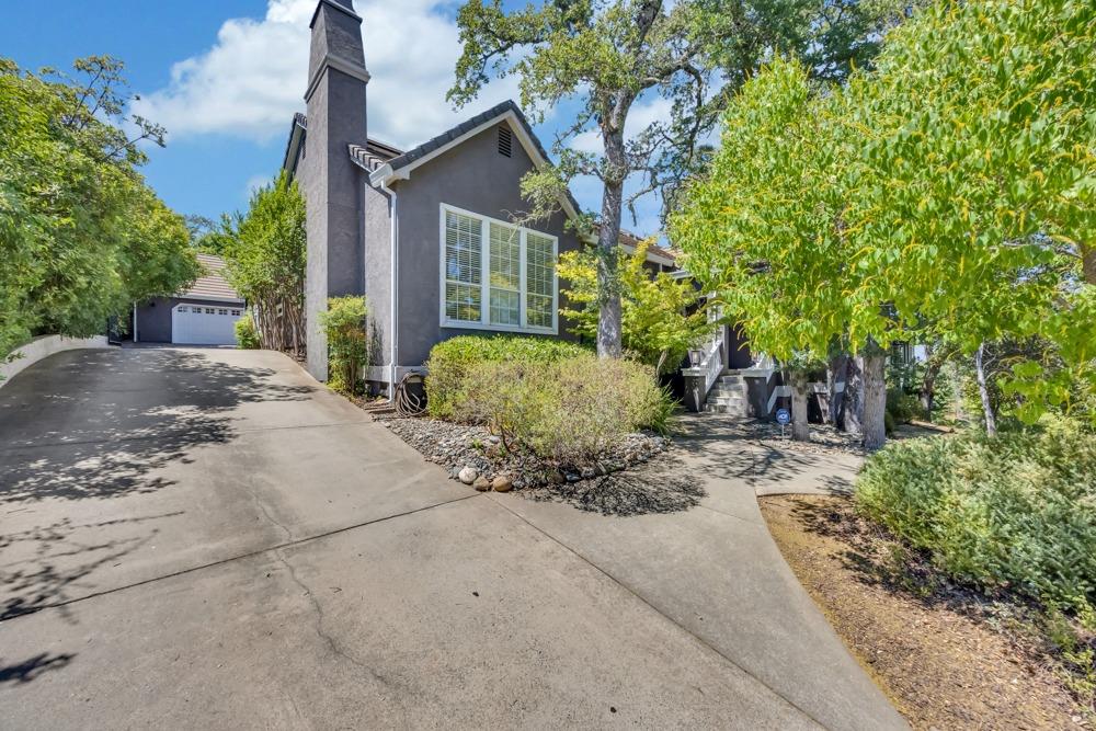 787 Knight Lane