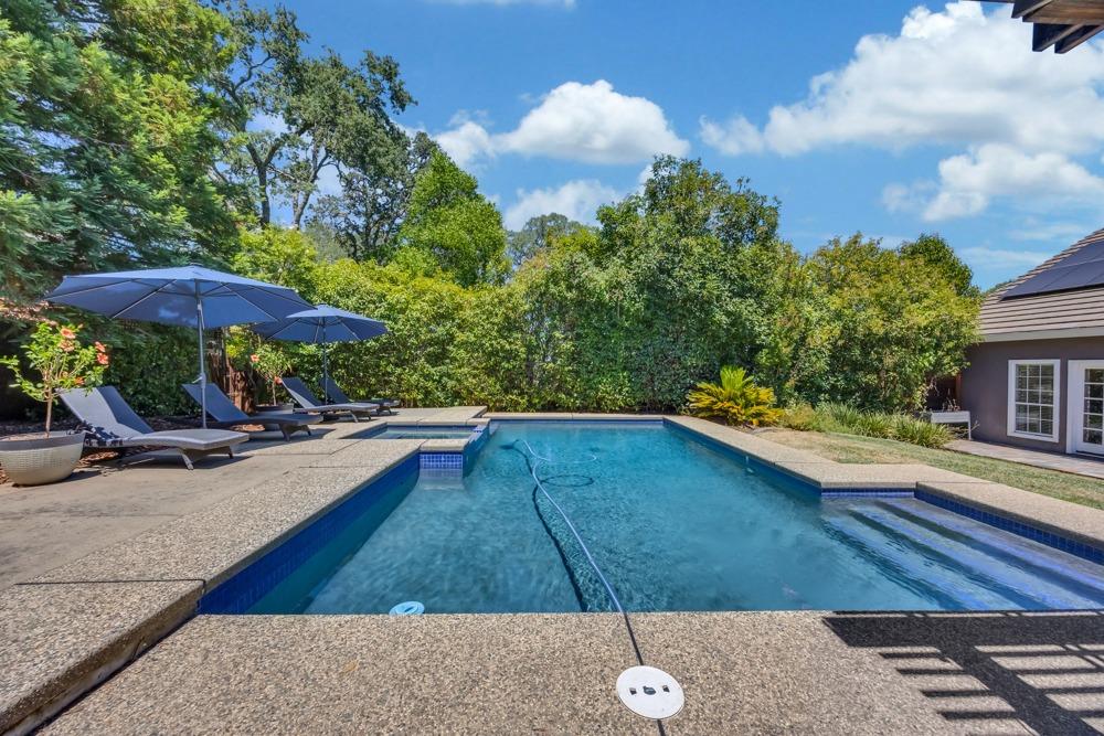 787 Knight Lane