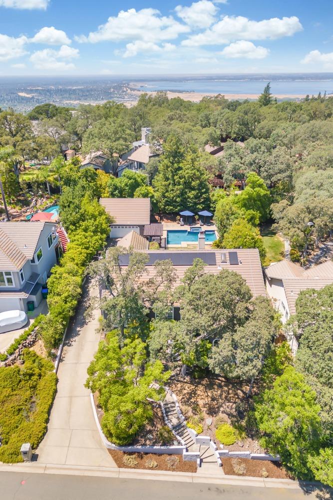 787 Knight Lane