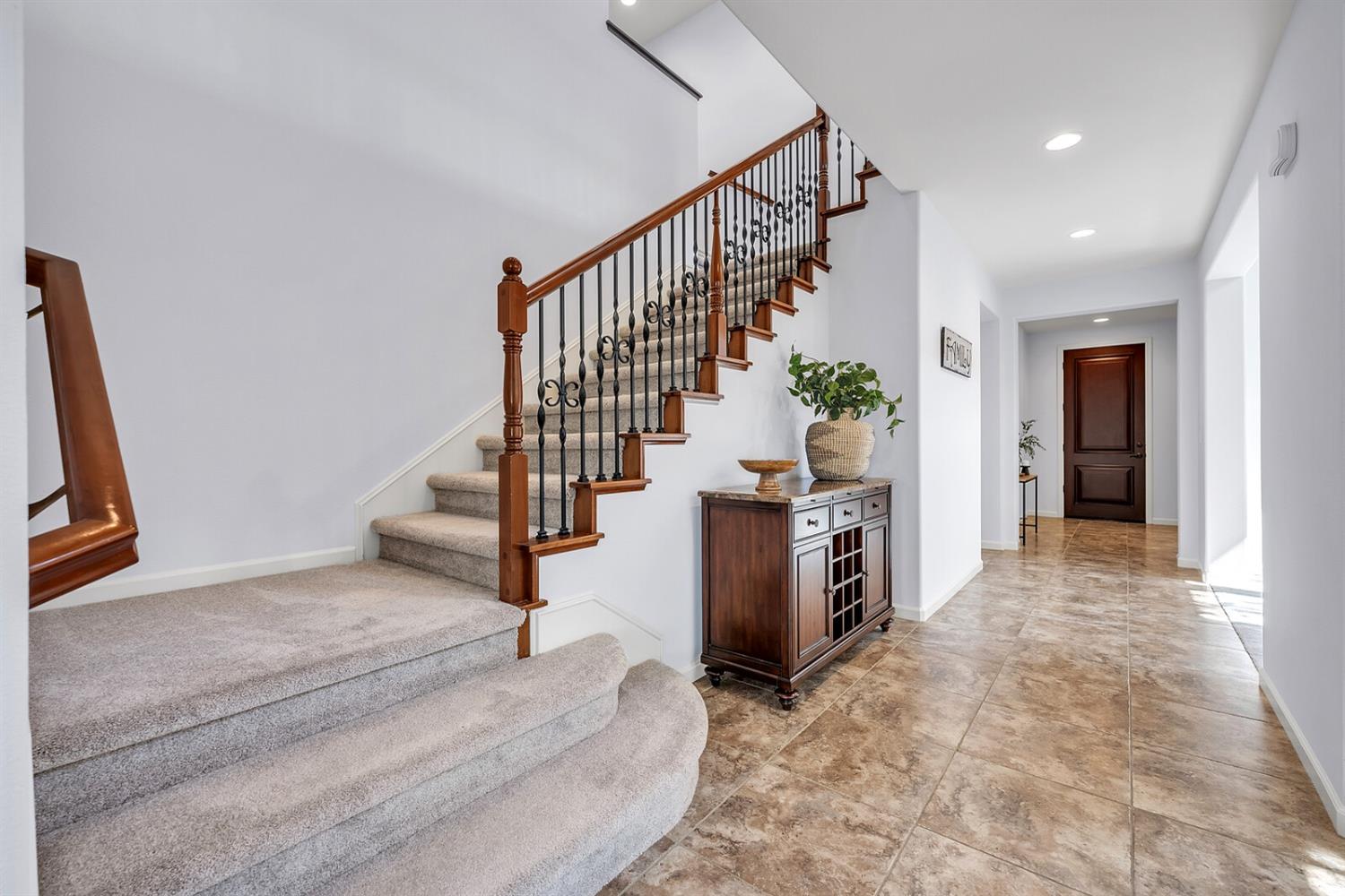 819 Wild Berry Loop