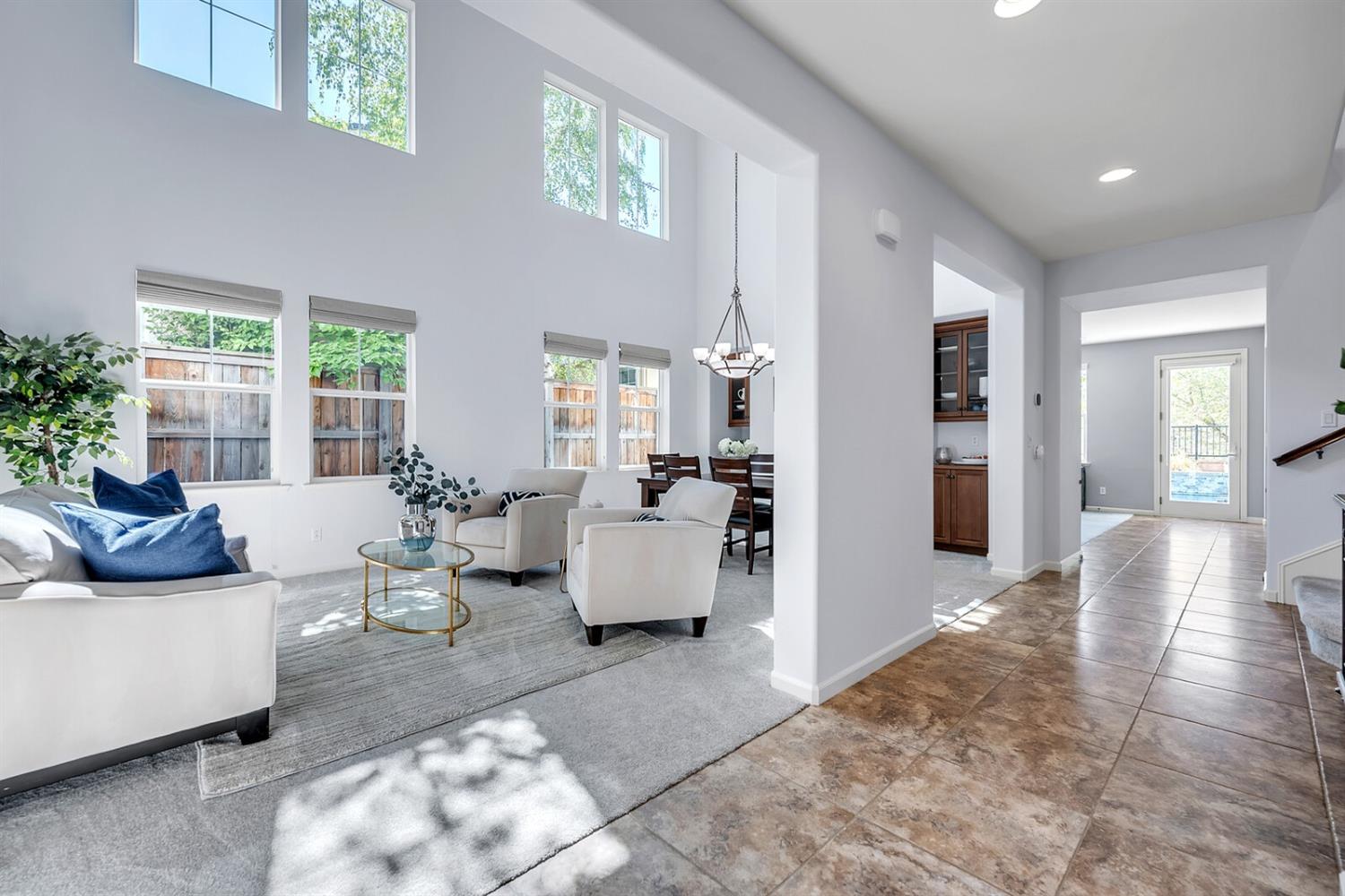 819 Wild Berry Loop