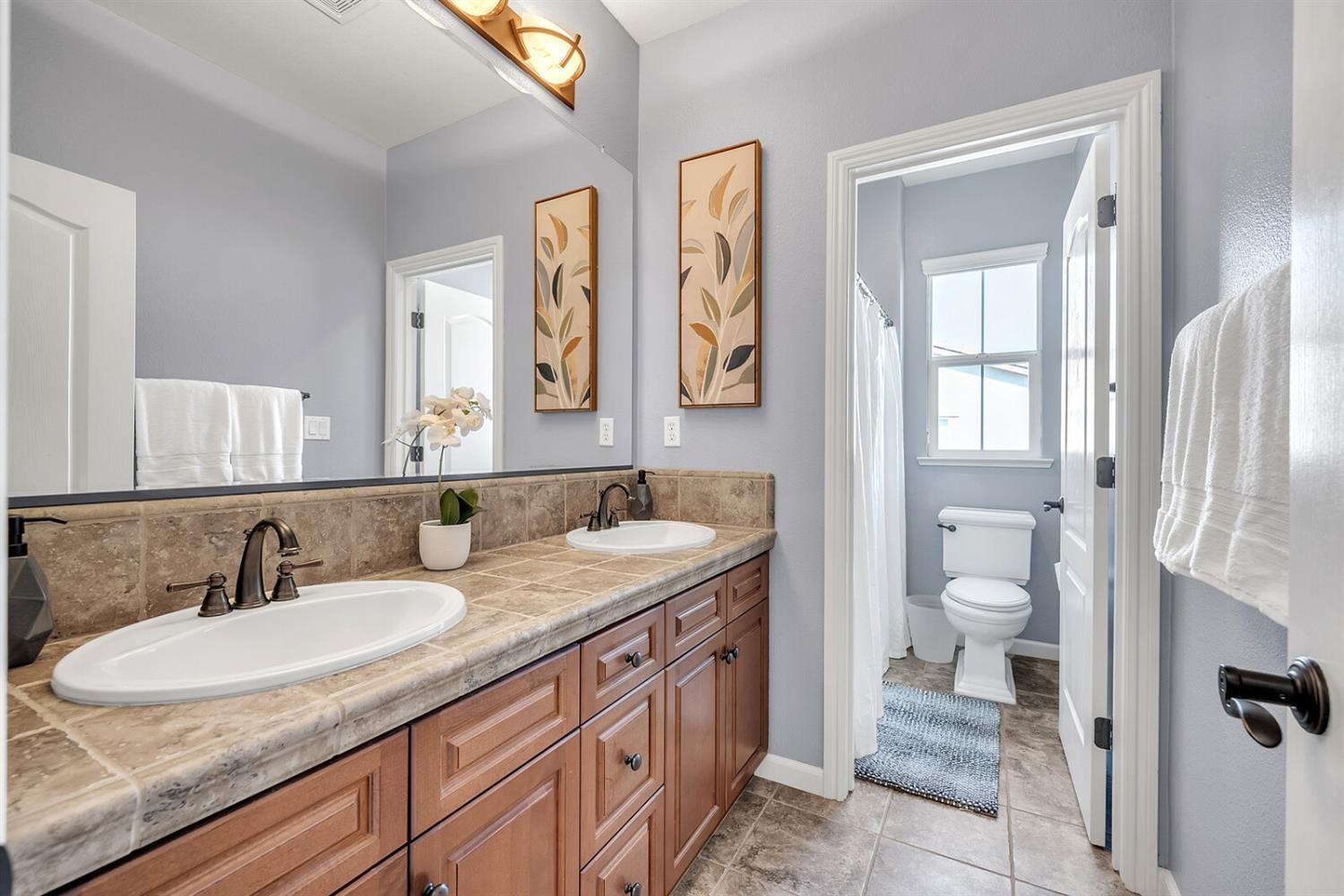 819 Wild Berry Loop