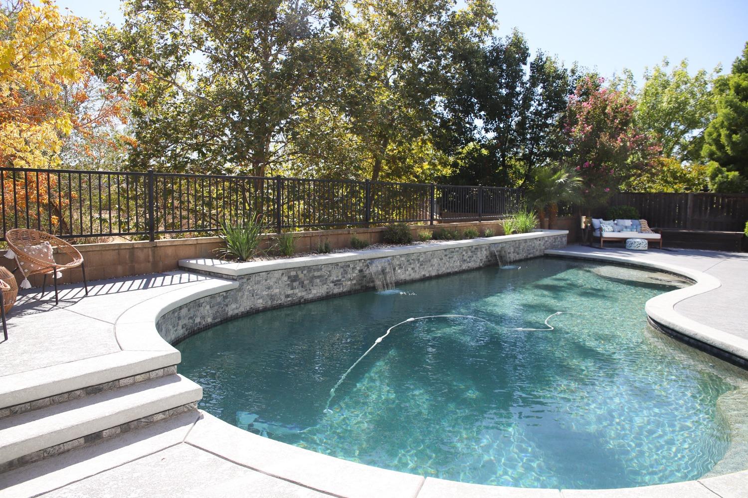 819 Wild Berry Loop