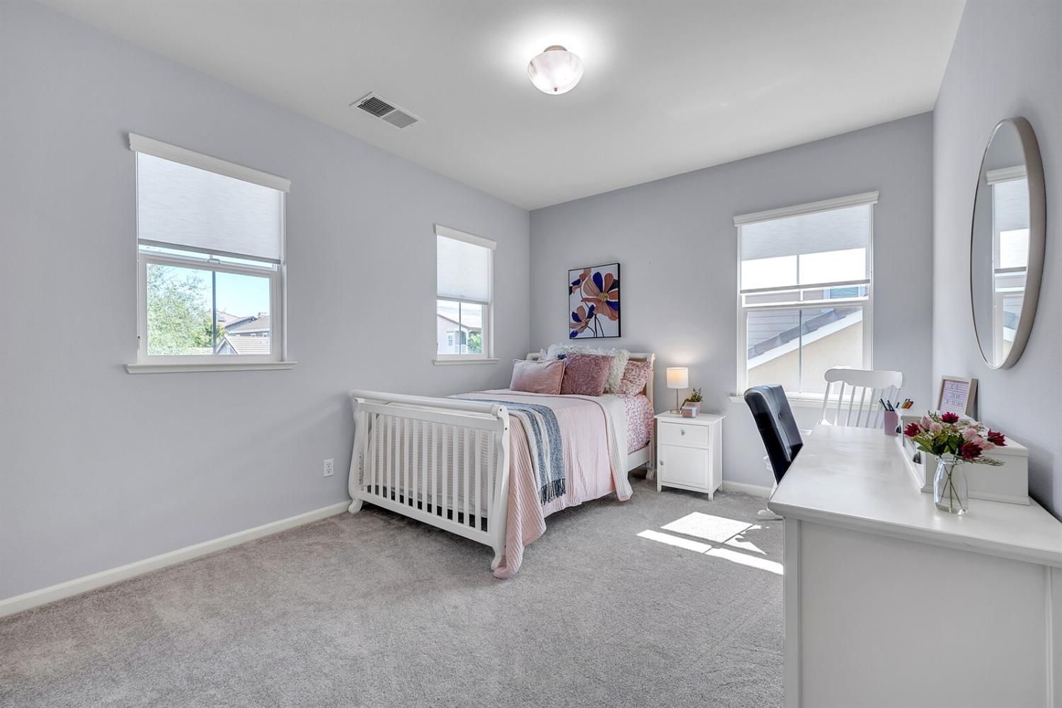 819 Wild Berry Loop