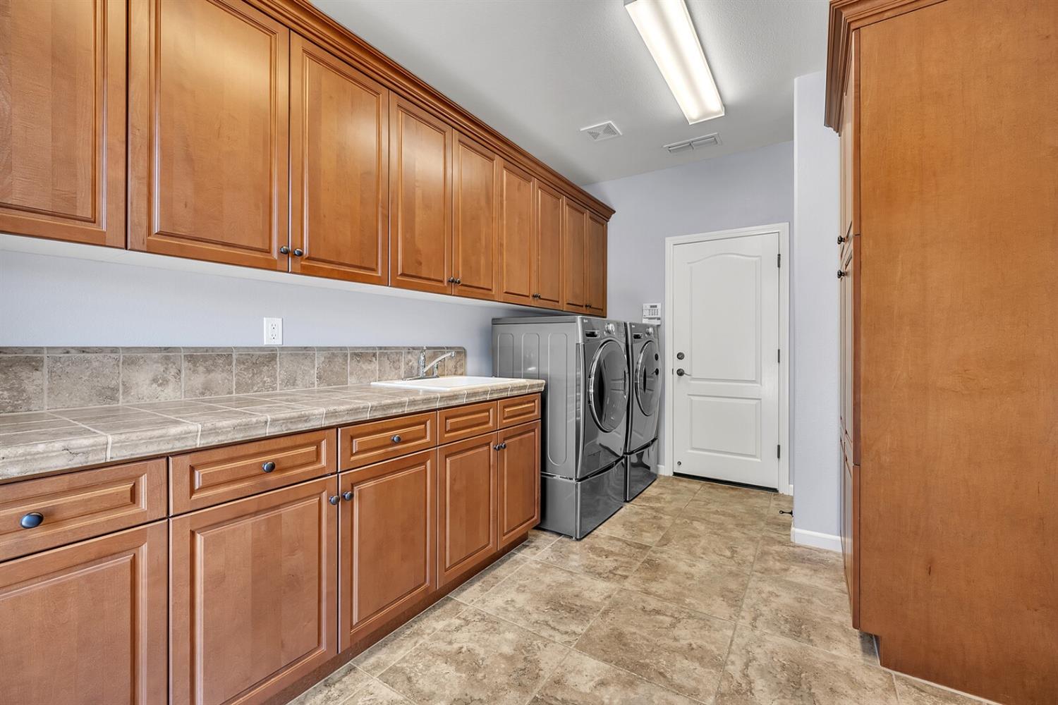819 Wild Berry Loop