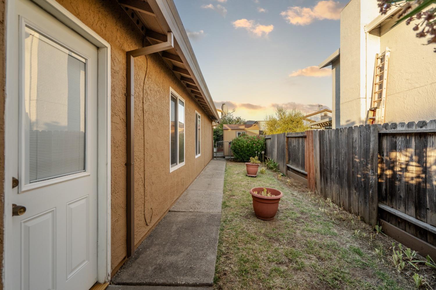 1426 Hollingsworth Drive