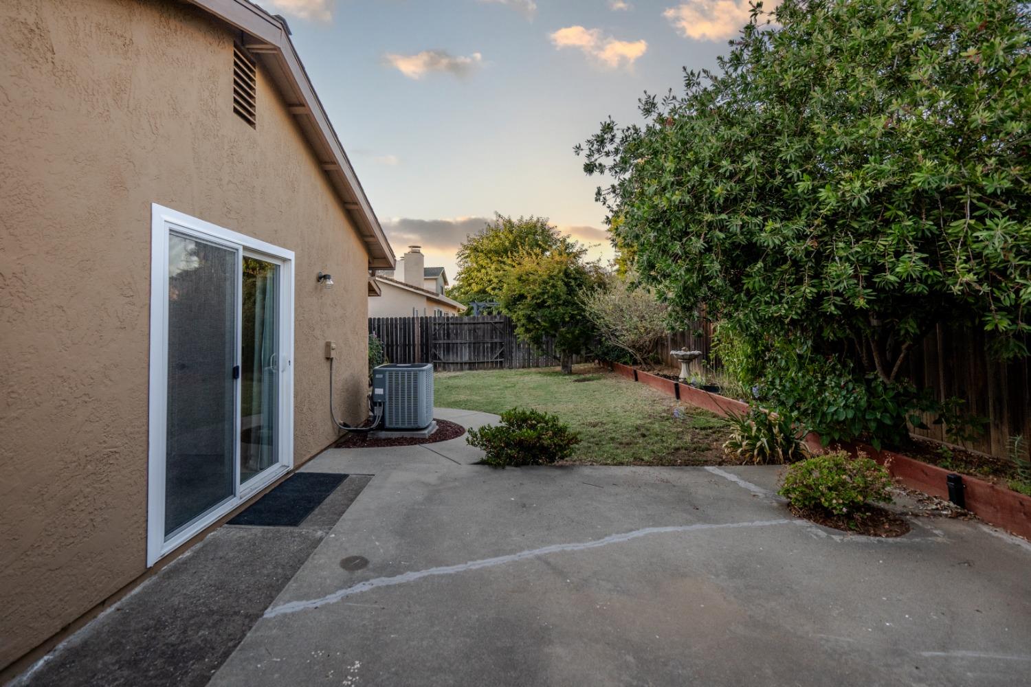 1426 Hollingsworth Drive