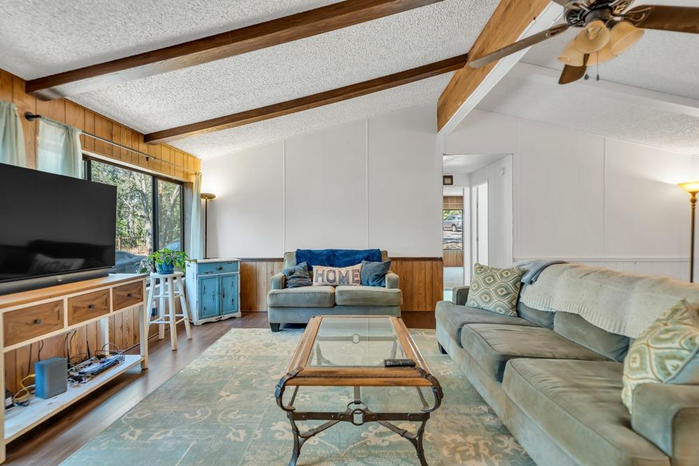 13840 Pine View Drive