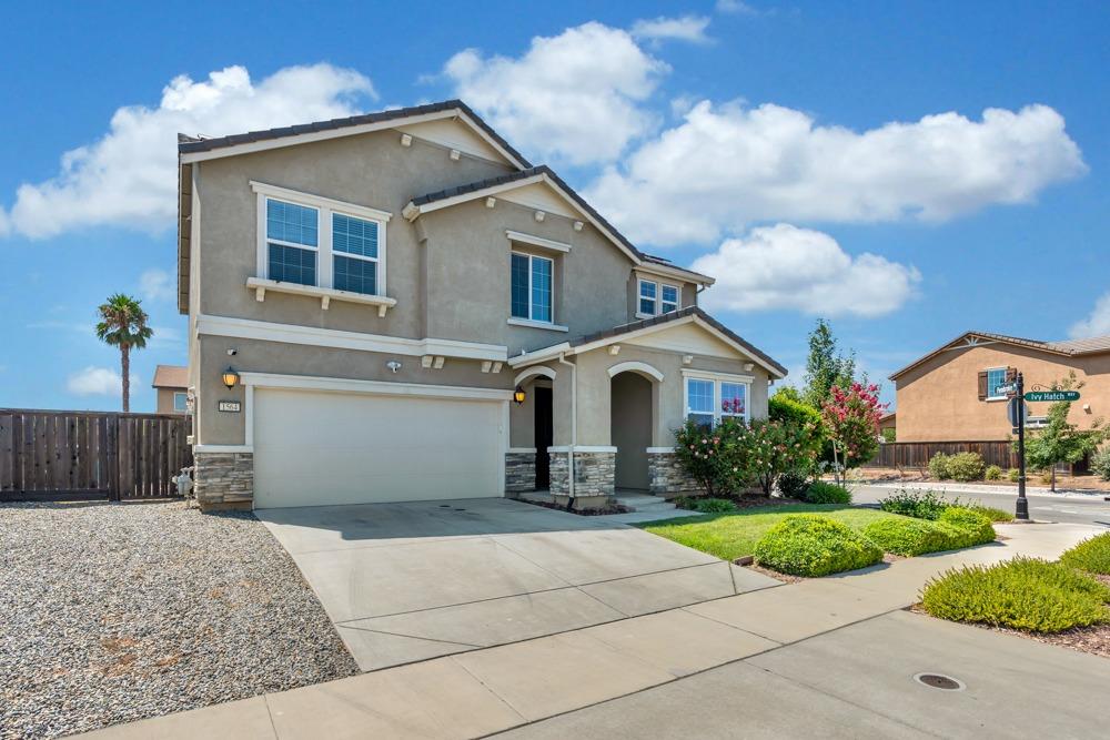 1564 Ivy Hatch Way