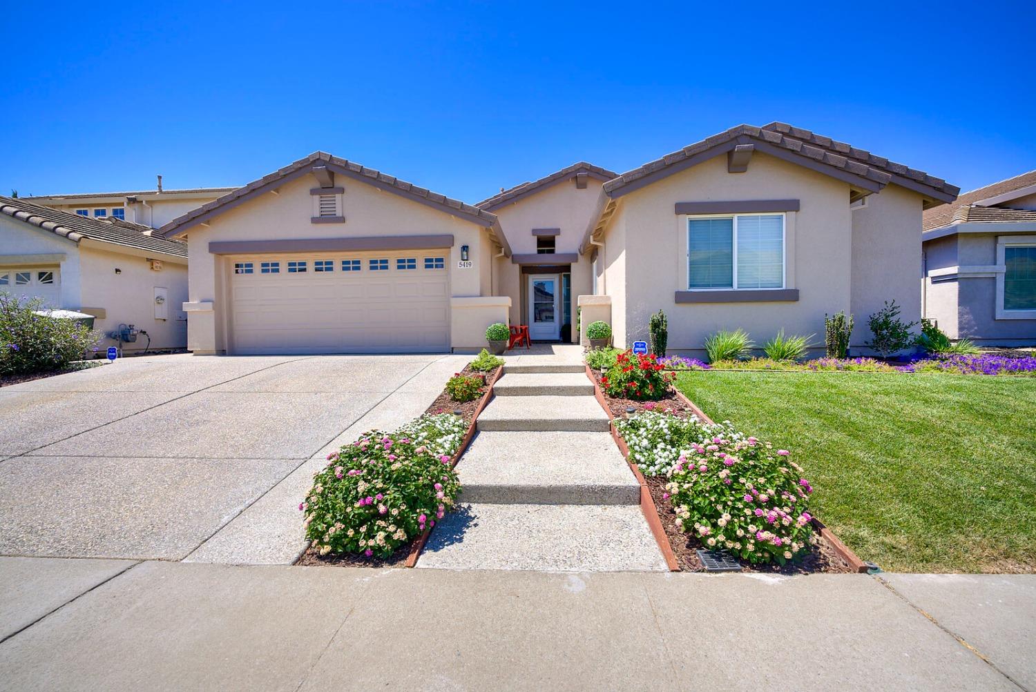 5419 Calabria Way