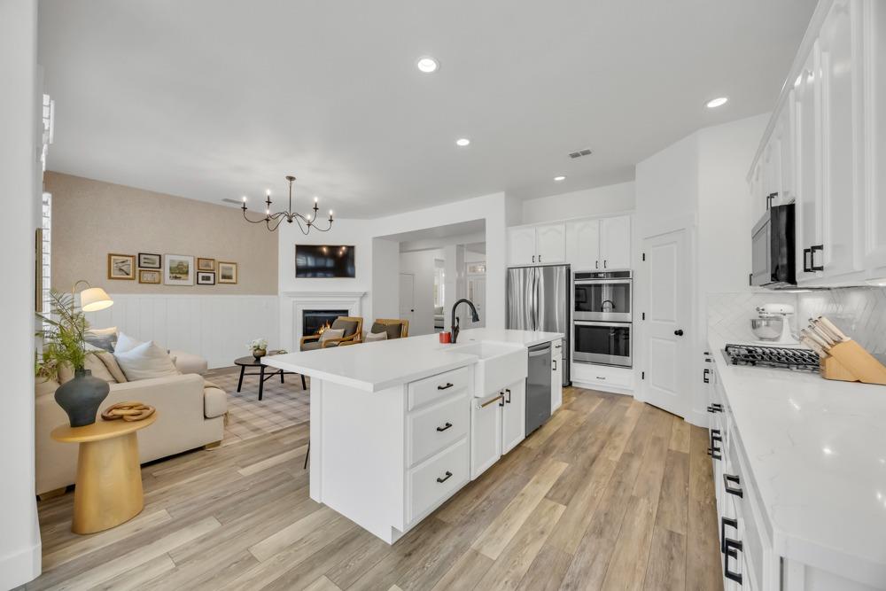 1181 Earlton Lane