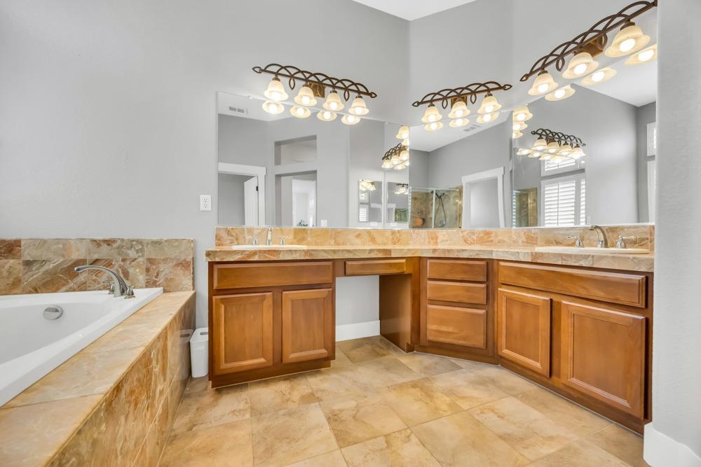 1181 Earlton Lane