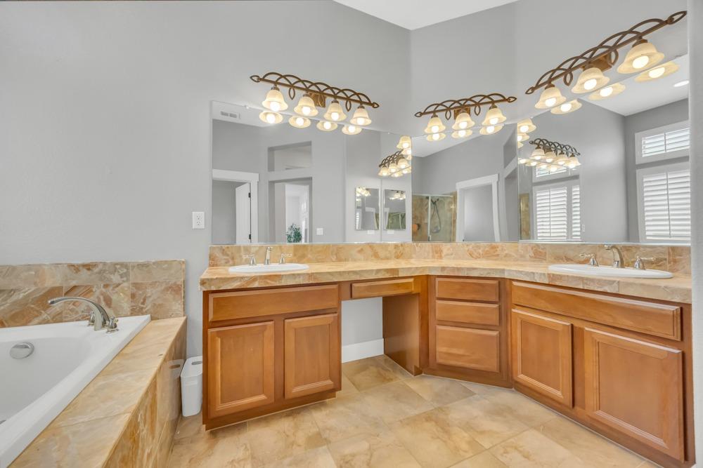 1181 Earlton Lane