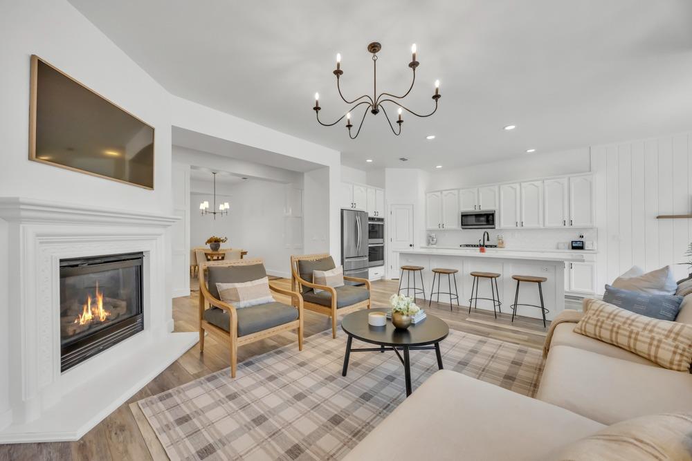 1181 Earlton Lane