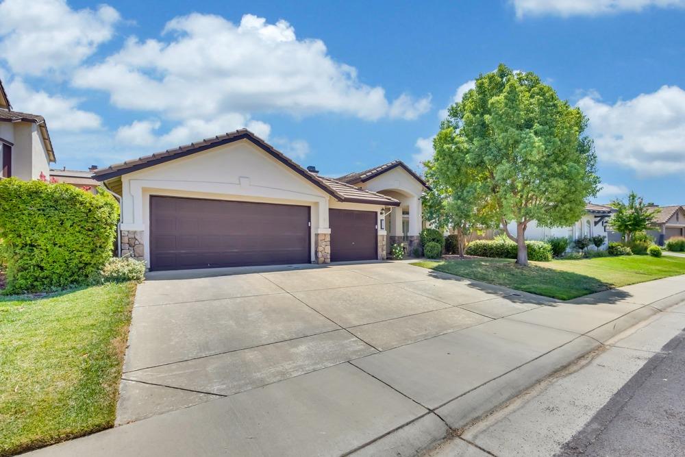 1181 Earlton Lane