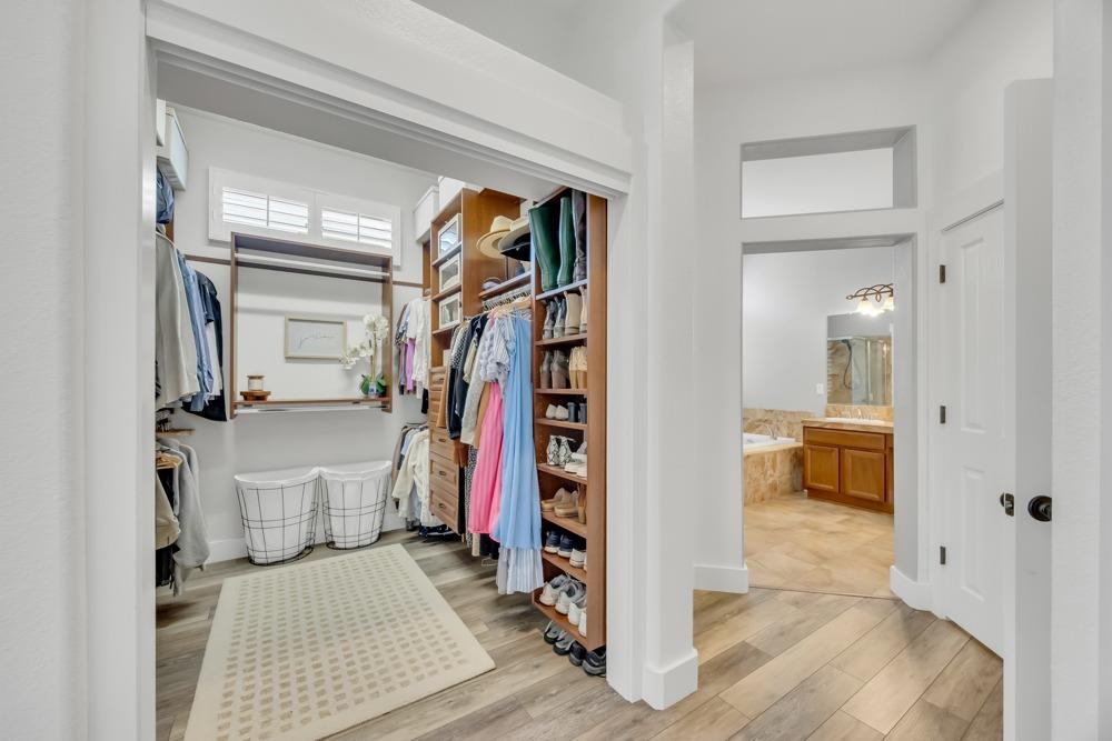 1181 Earlton Lane