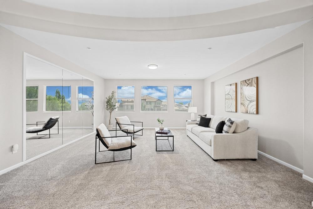 1681 Bella Circle