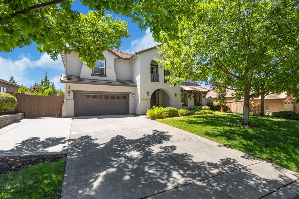 1681 Bella Circle
